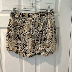 Vestique snakeskin skort